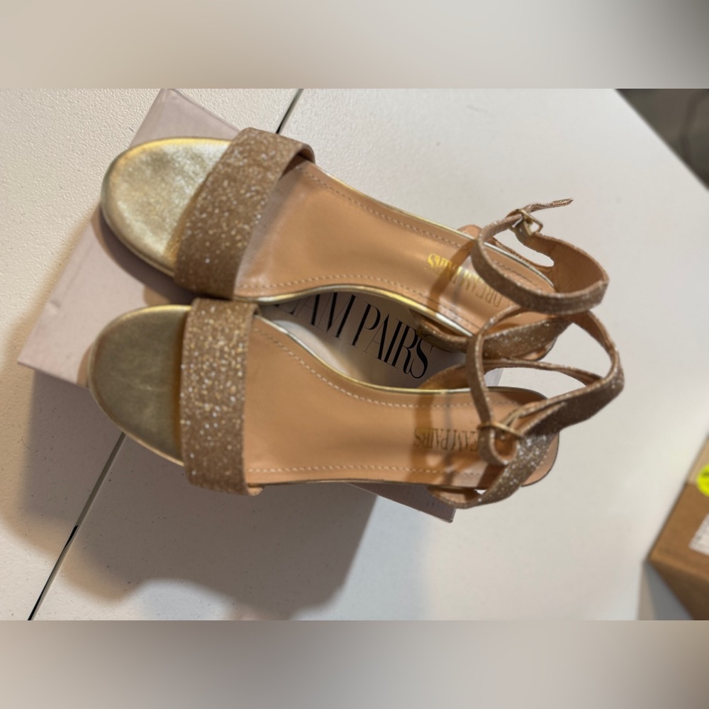 New In Box Dream Pairs Carnival Ankle Strap Heel Gold Glitter Womens US Size 7 - Picture 4 of 10